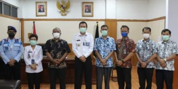 Kepala BNNP Sumut Brigjen Pol Toga Habinsaran Pandjaitan bersama Kakanwil Kemenkumham Sumut Imam Sujudi